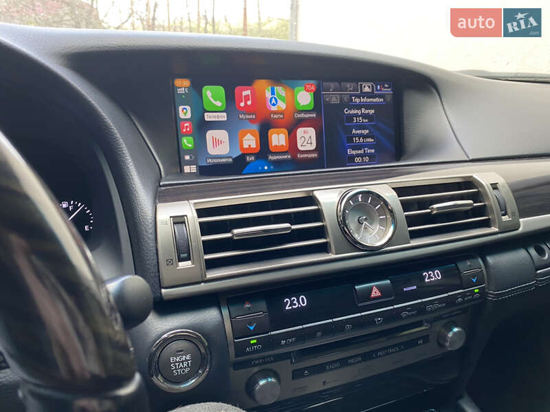 Седан Lexus LS 2014 в Иршаве