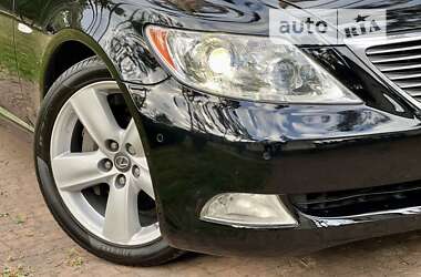 Седан Lexus LS 2007 в 