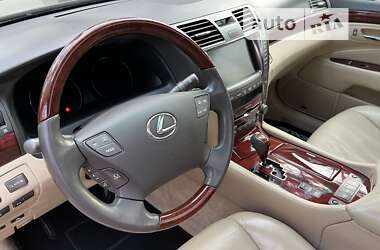 Седан Lexus LS 2007 в 