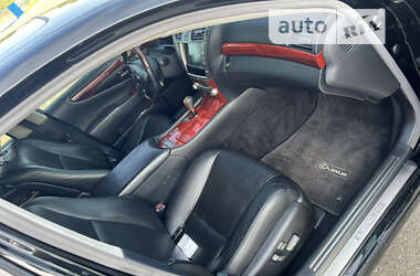 Седан Lexus LS 2010 в 