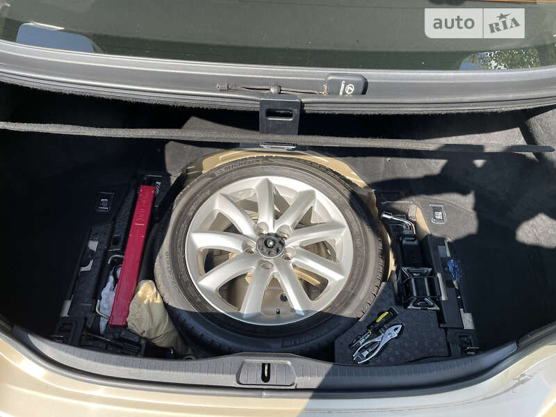 Седан Lexus LS 2008 в Чернігові