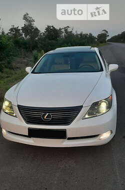 Седан Lexus LS 2007 в Миколаєві