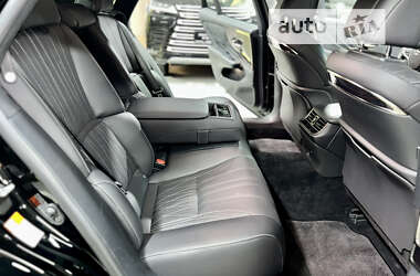 Седан Lexus LS 2019 в 