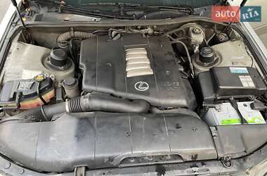 Седан Lexus LS 2000 в Дунаївцях