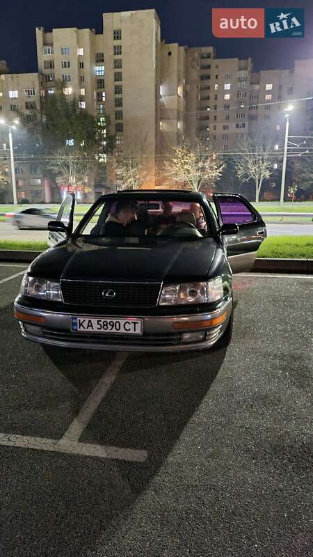 Седан Lexus LS 1994 в Киеве