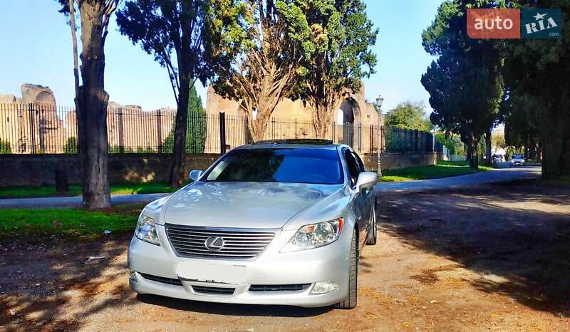 Седан Lexus LS 2008 в Києві