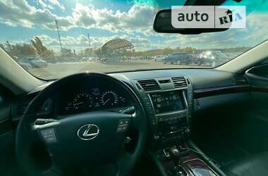 Седан Lexus LS 2007 в 