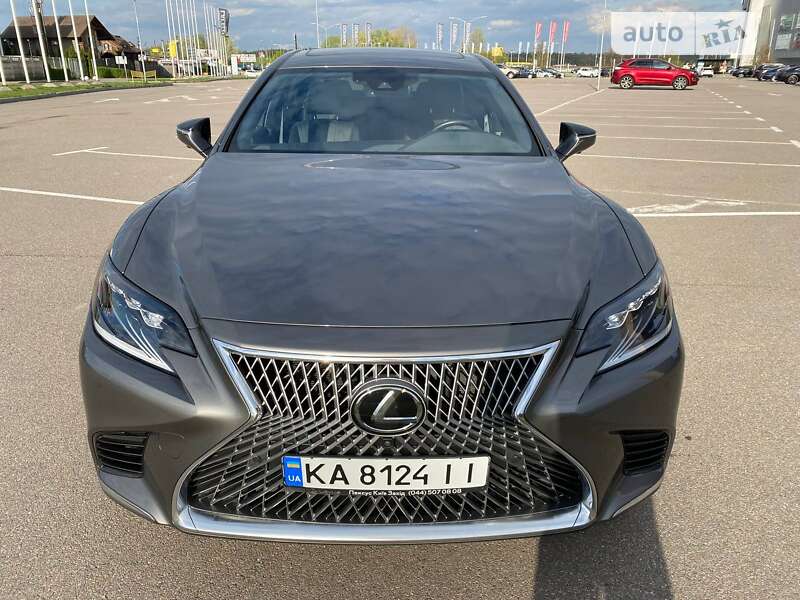 Седан Lexus LS 2018 в Киеве