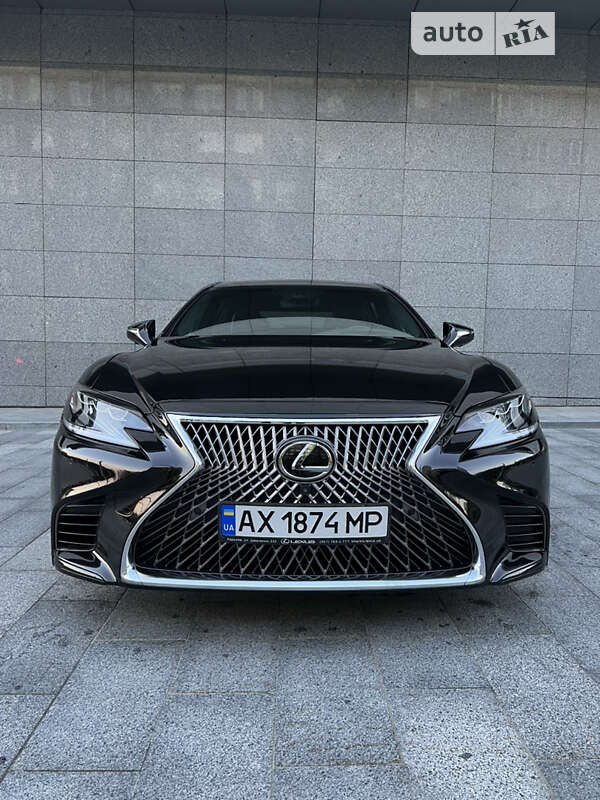 Седан Lexus LS 2019 в Киеве