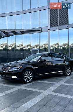 Седан Lexus LS 2008 в Киеве