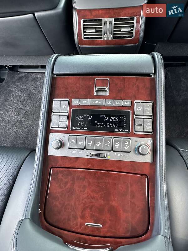 Седан Lexus LS 2008 в Киеве