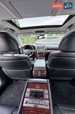 Седан Lexus LS 2008 в Киеве