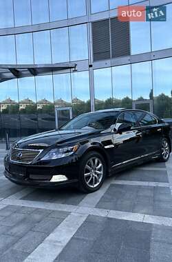 Седан Lexus LS 2008 в Киеве