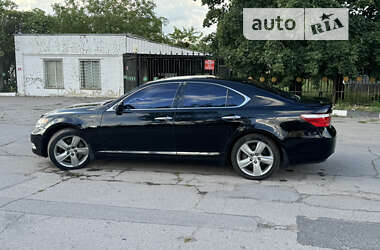 Седан Lexus LS 2007 в Полтаві