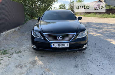 Седан Lexus LS 2007 в Виннице