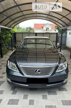 Седан Lexus LS 2008 в Києві