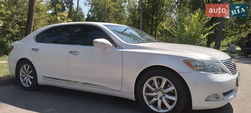 Lexus LS 2007