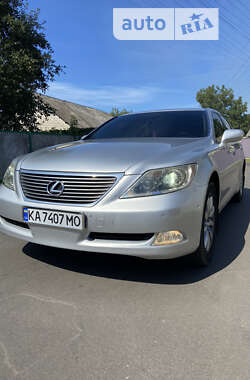 Седан Lexus LS 2007 в Киеве