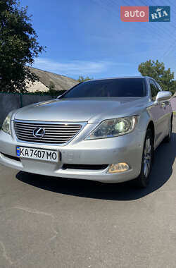 Седан Lexus LS 2007 в Киеве