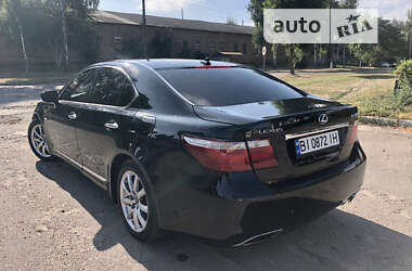 Седан Lexus LS 2006 в Переяславе