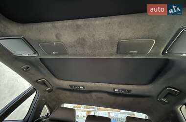 Седан Lexus LS 2018 в 