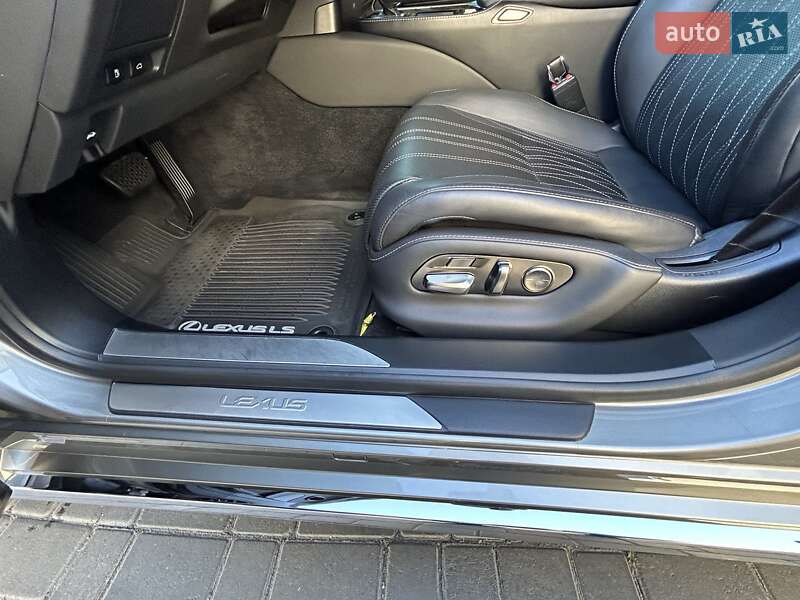 Седан Lexus LS 2018 в Одессе