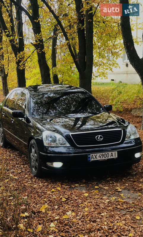 Седан Lexus LS 2001 в Песочине