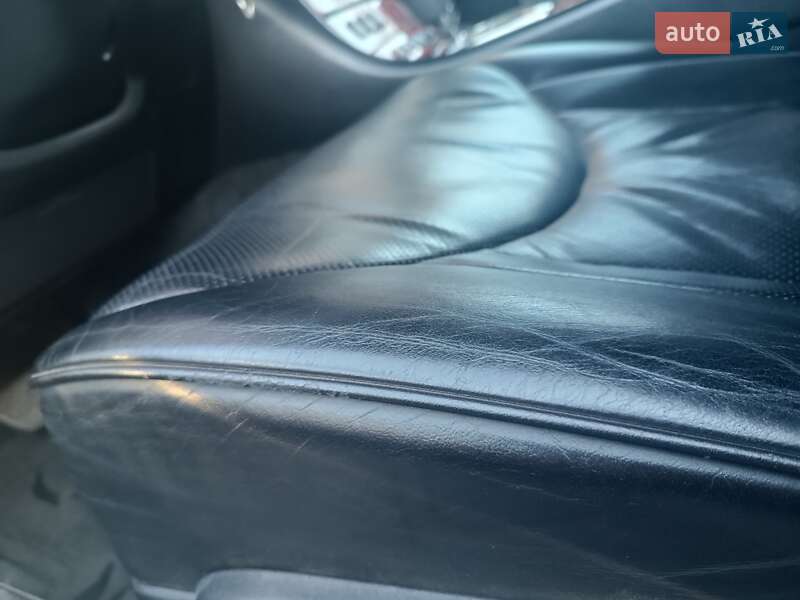 Седан Lexus LS 2004 в Кривому Розі
