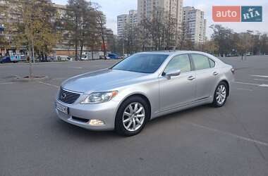 Седан Lexus LS 2008 в Киеве