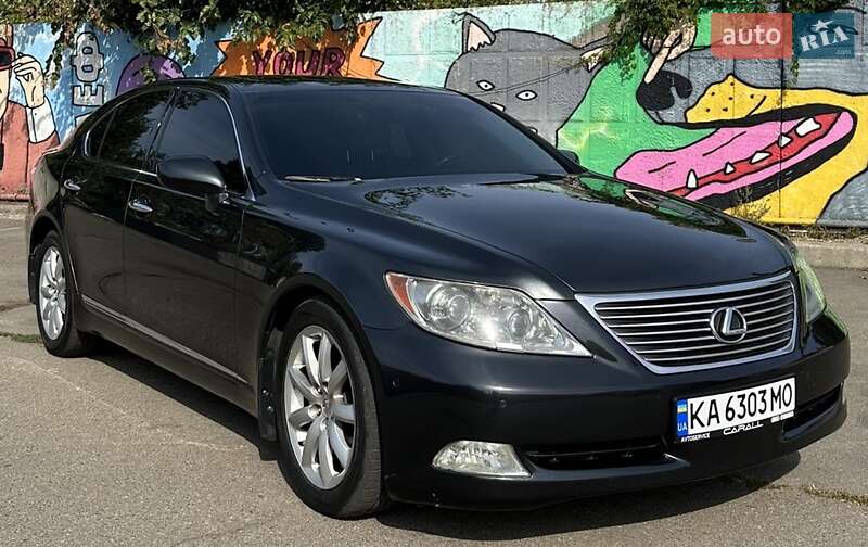 Седан Lexus LS 2006 в Києві