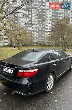 Седан Lexus LS 2007 в Киеве