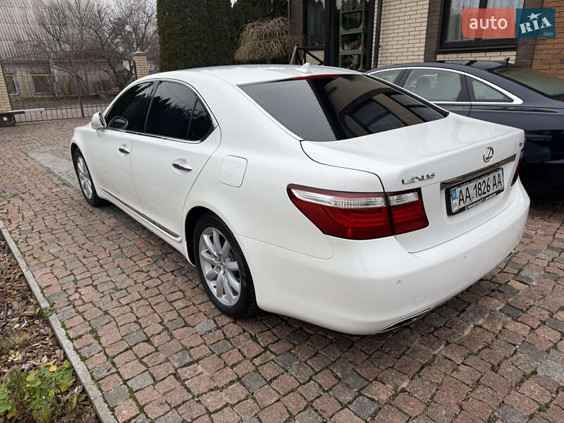 Седан Lexus LS 2007 в Кременчуге