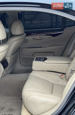Седан Lexus LS 2007 в 