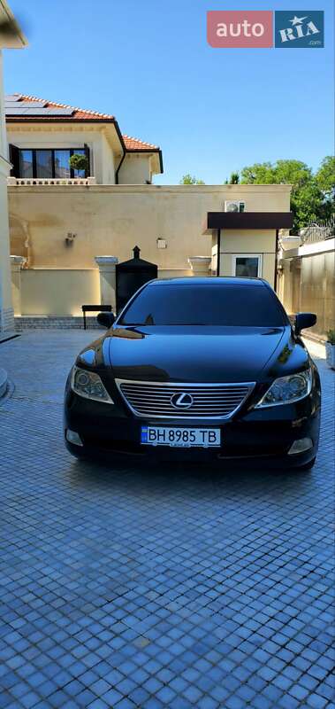 Седан Lexus LS 2007 в Одессе