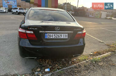 Седан Lexus LS 2008 в Доброполье