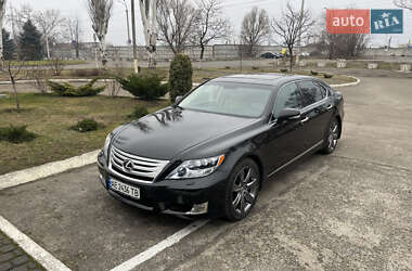 Седан Lexus LS 2012 в Дніпрі