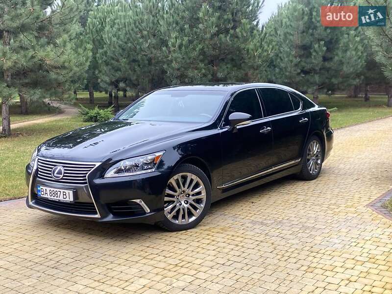 Lexus LS 2013