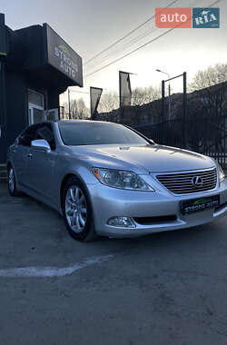 Седан Lexus LS 2007 в Тернополі