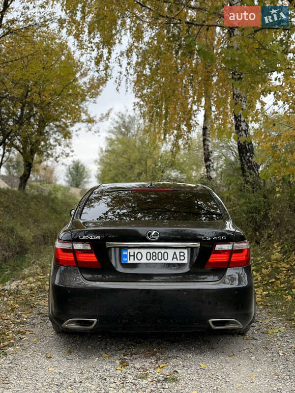 Седан Lexus LS 2007 в Тернополе