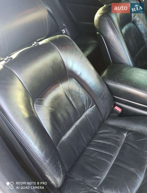 Седан Lexus LS 1998 в Кривом Роге