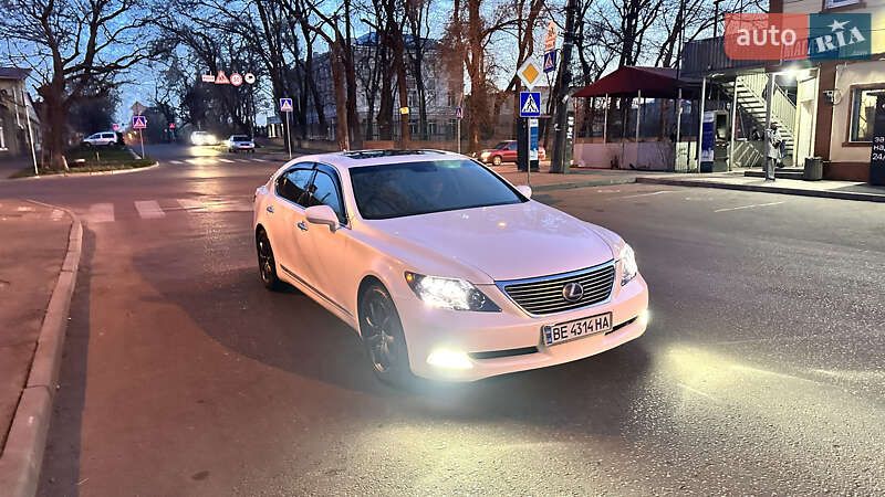 Седан Lexus LS 2007 в Одессе