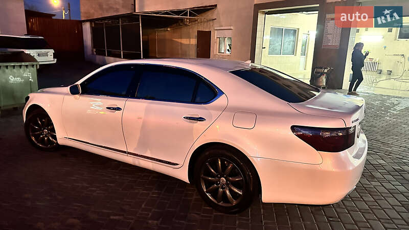 Седан Lexus LS 2007 в Одессе