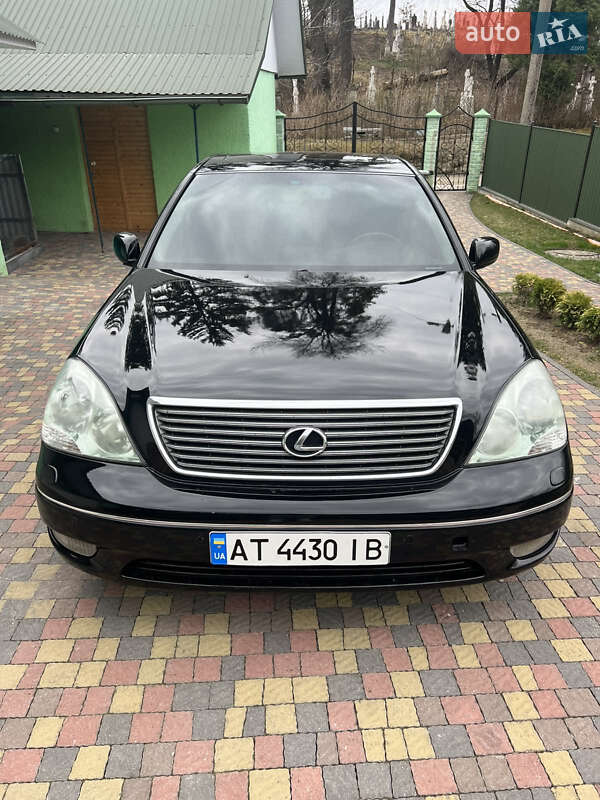 Седан Lexus LS 2001 в 