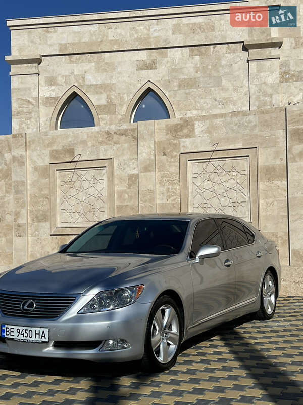 Седан Lexus LS 2007 в Одесі