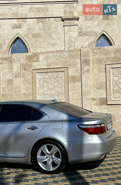 Седан Lexus LS 2007 в Одессе