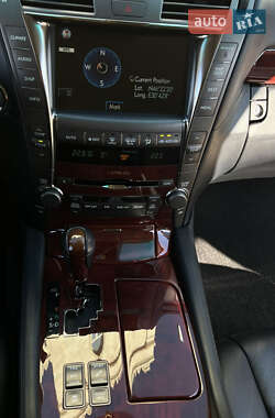 Седан Lexus LS 2007 в Одессе