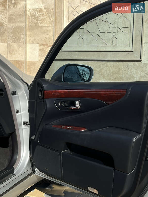 Седан Lexus LS 2007 в Одесі