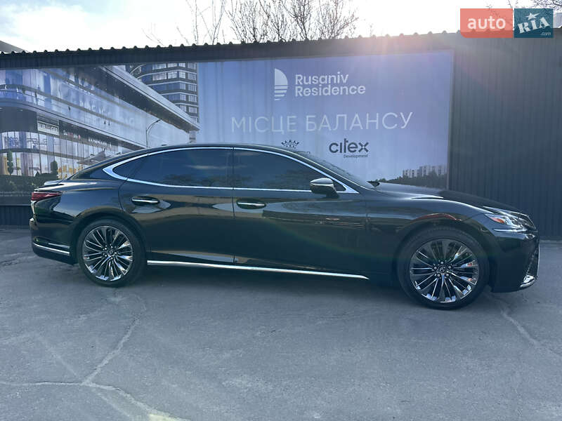 Седан Lexus LS 2018 в Киеве фото 2 Седан Lexus LS 2018 в Киеве