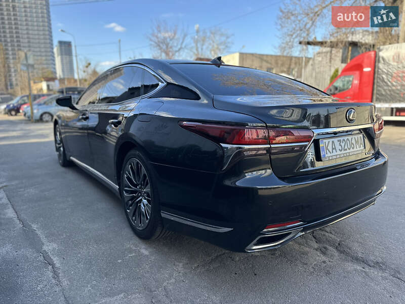 Седан Lexus LS 2018 в Киеве фото 6 Седан Lexus LS 2018 в Киеве
