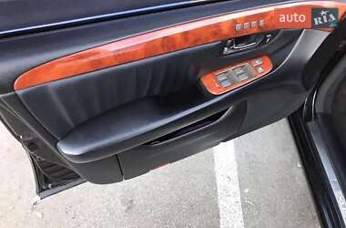 Седан Lexus LS 2005 в 